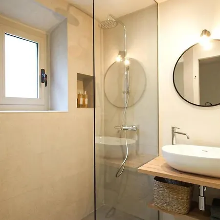 Velo Vern 2 Luxury In The Old Town Apartment *