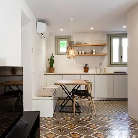 Velo Vern 2 Luxury In The Old Town Apartment Girona